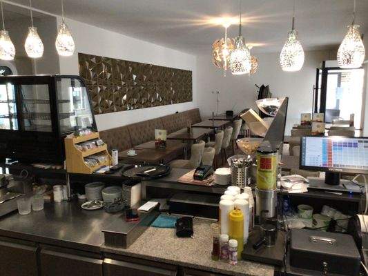 Geschmackvolle, gemütliche und moderne Einrichtung