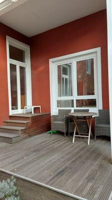 Erdgeschoss Terrasse 3.jpg