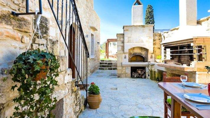 Kretische Steinvilla 5