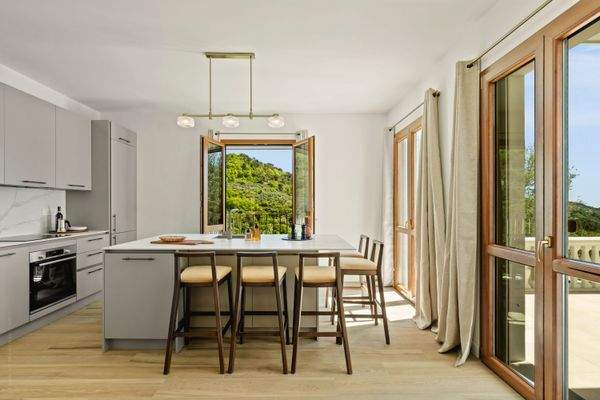 DA_1023_TERRA ITALIA IMMOBILIEN_REAL ESTATE_DOLCEA