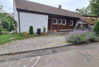 Hauseingang Straßenansicht