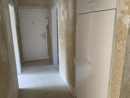 Diele mit Abstellschrank