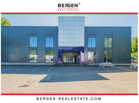 Berlin Halle, Berlin Hallenfläche