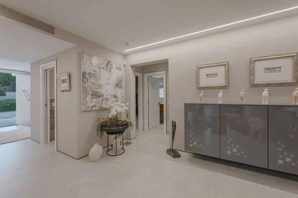 Hall 1 Villa Cala Vinyes