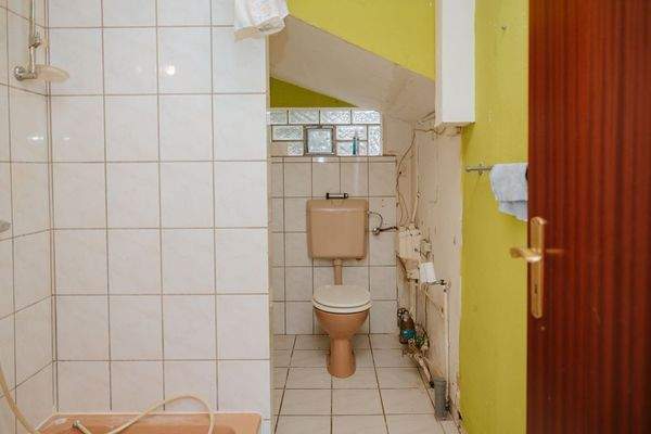 Badezimmer II Untergeschoss