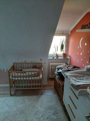 Kinder / Arbeitszimmer 