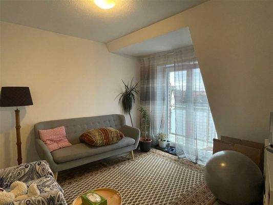 Zimmer DG räumlich aufteilbar