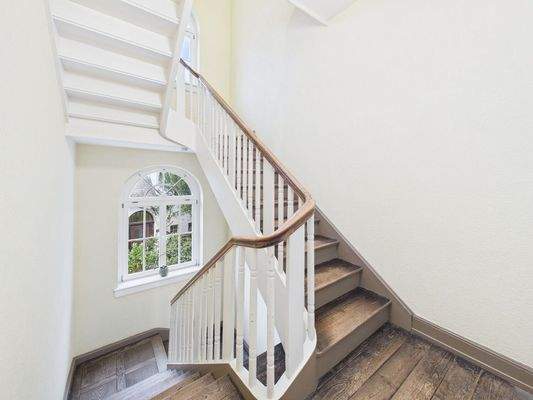 Gepflegtes Treppenhaus