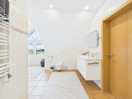 Badezimmer DG