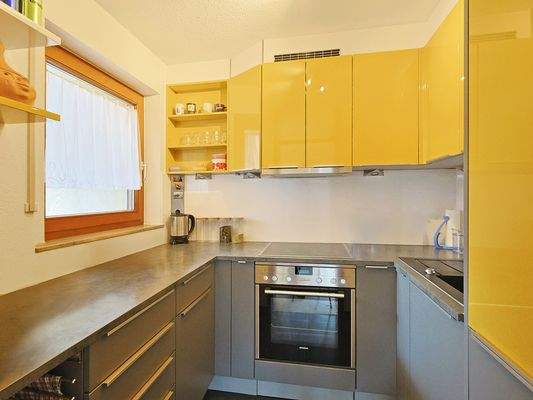 Separate, moderne Küche