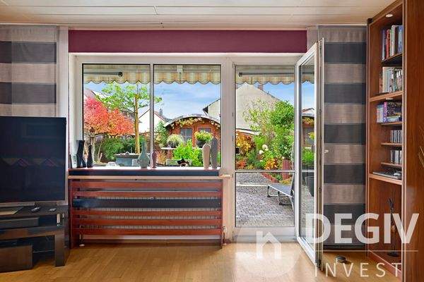 Wohnzimmer und Terrr