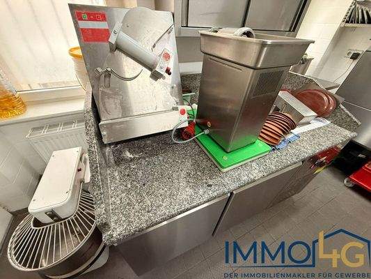 WhatsApp Image 2025-12-15 at 16.01.31