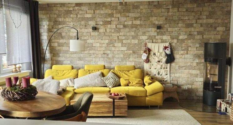 Wohnzimmer Ansicht mit Kamin