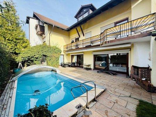 Haus im Haus- Pool u. Terrasse