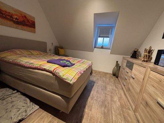 Teilansicht vom Schlafzimmer im OG
