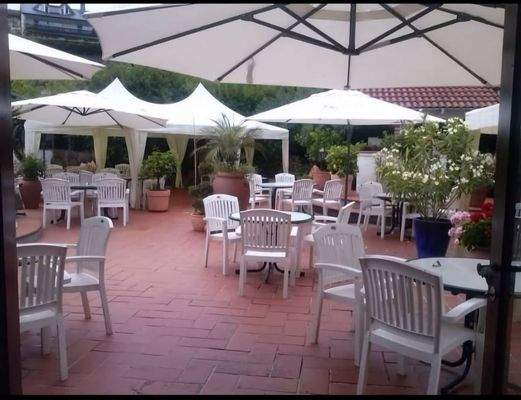 Biergarten (eingerichtet)