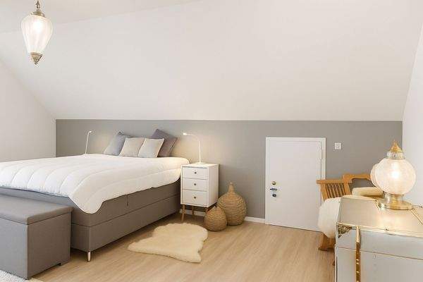 (Eltern)Schlafzimmer 1 OG