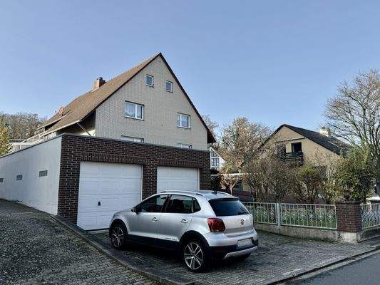Garagen, Carport, Pkw-Stellplatz
