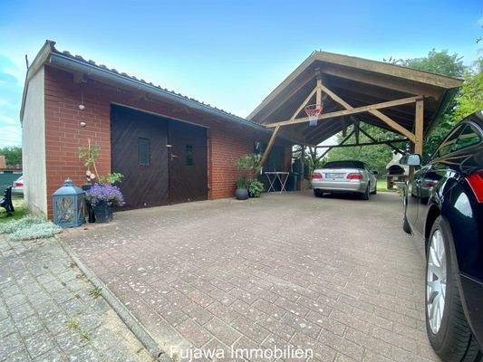 Garage und Carport