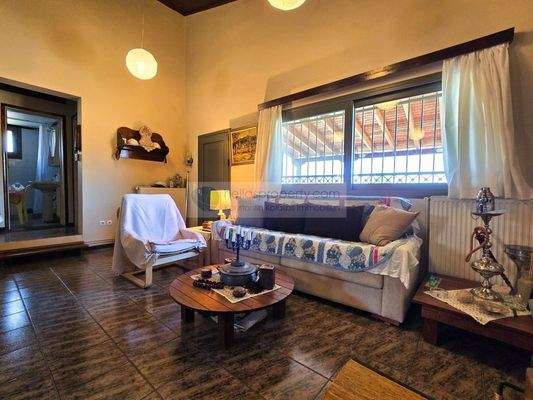 img_e66f9ad9-106b-460f-ae3d-633a35b5d264