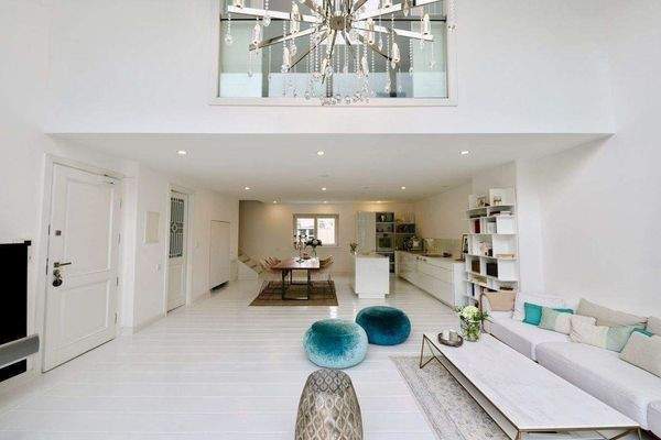 Wohn-/Ess-/Küchenbereich