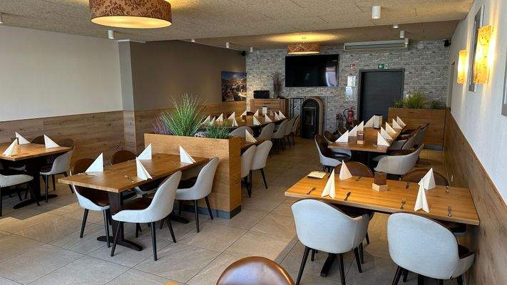 Restaurant - Raum 3.2.jpg