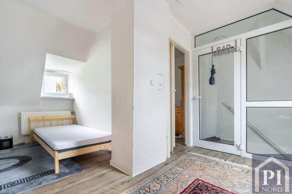 Gemütliches Schlafzimmer im DG