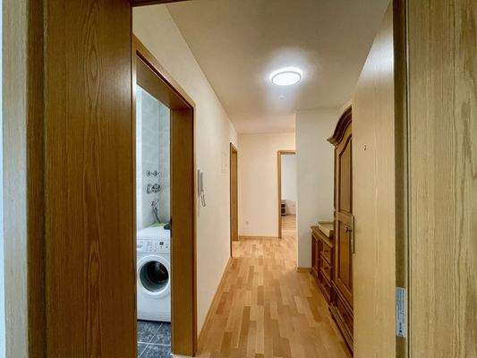 großzügiger Eingangsbereich