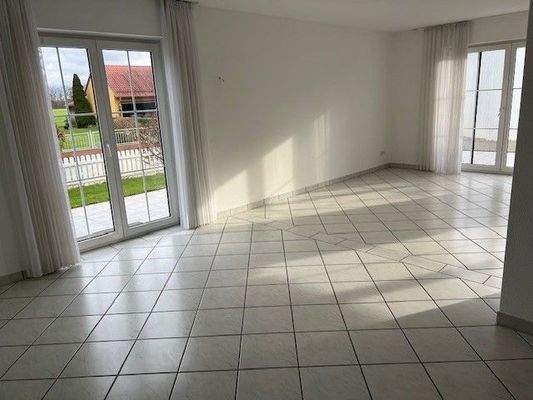 EG - Essen und Wohnen