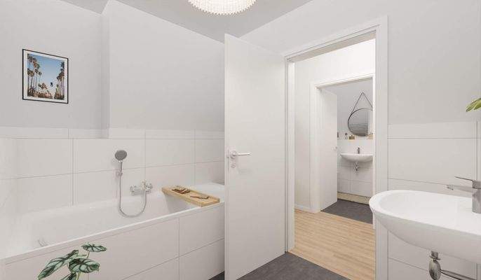 Modern gefliestes Badezimmer inklusive Badewanne