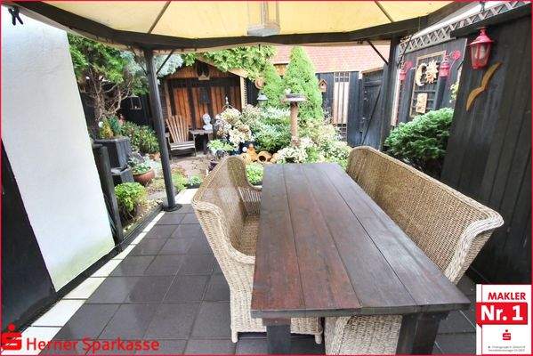 Überdachter Sitzbereich