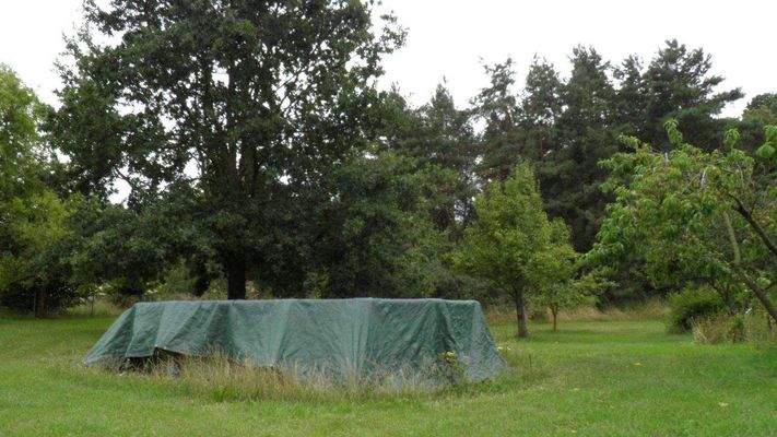 Poolanlage hinter dem Hofgelände