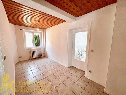 Offenes Zimmer neben Küche - Gast/Büro/Esszi.