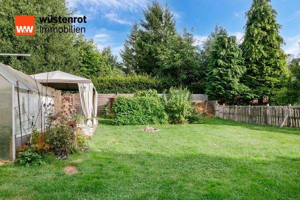 Blick in den hinteren Garten