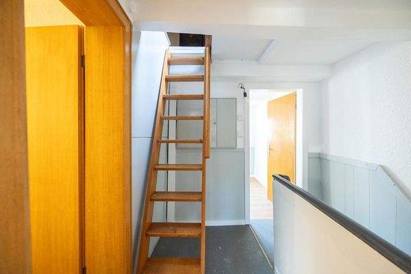 Raumspartreppe ins Dach