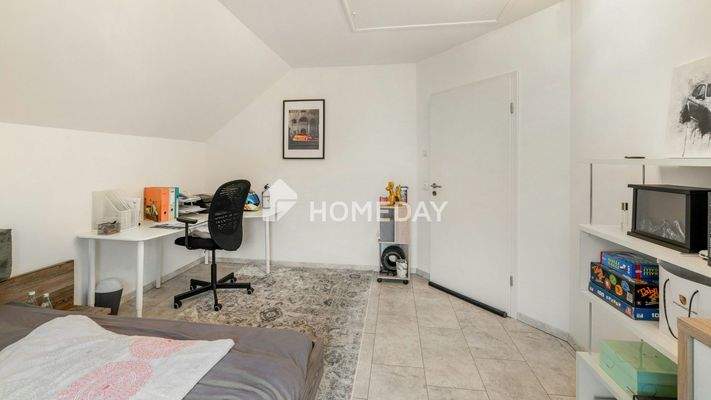 1. OG Schlafzimmer 2