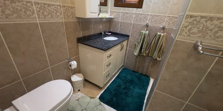 alanyaimmobilienturkei-grosse-privatvilla-in-alany