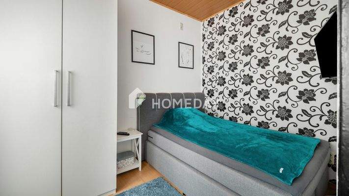 1. OG Schlafzimmer 3 1