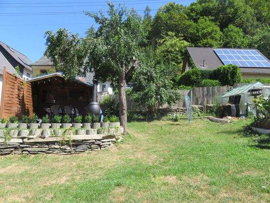 Gemeinschaftsgarten mit Gartenhaus, Freisitz ...
