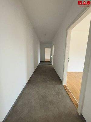 Vorraum/Flur (VOR Ausbesserungsarbeiten)