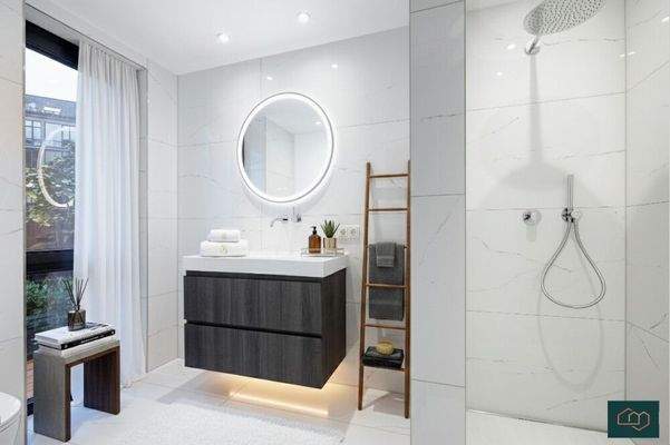 Badezimmer, animiert mit KI