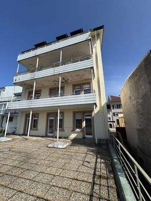 Rückansicht Gebäude