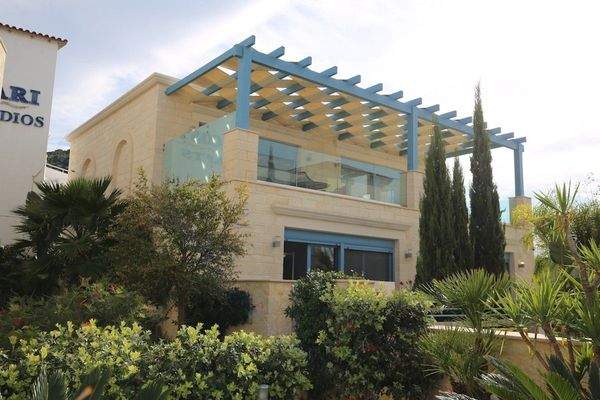 Villa-for-sale-in-Almyrida-Villa-for-sale-in-Chani