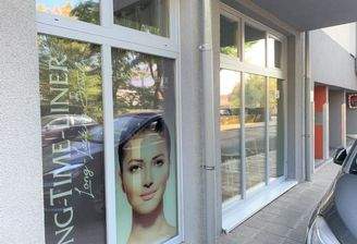 Schaufenster mit Werbemöglichkeit