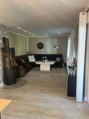 Wohn-Essbereich (2).jpg