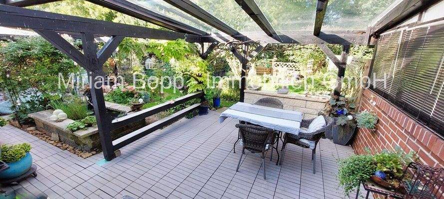 22_Terrasse und Garten2