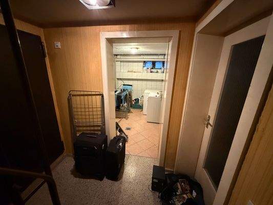 Blick in die Kellerräume - Kopie