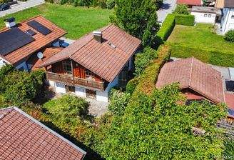 Ein Familienhaus: zum Sanieren und Wohlfühlen