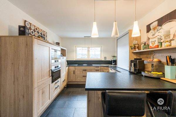 Küche inkl. Geräte