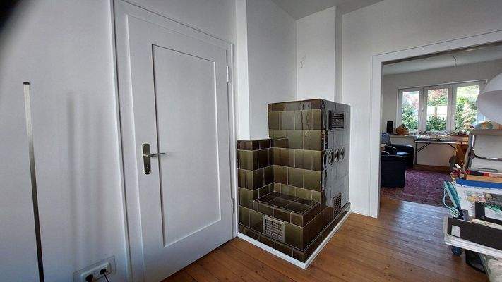 Wohnraum 2 +3 mit Kachelofen